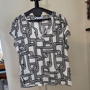 Nine West Black and White Geometric Blouse